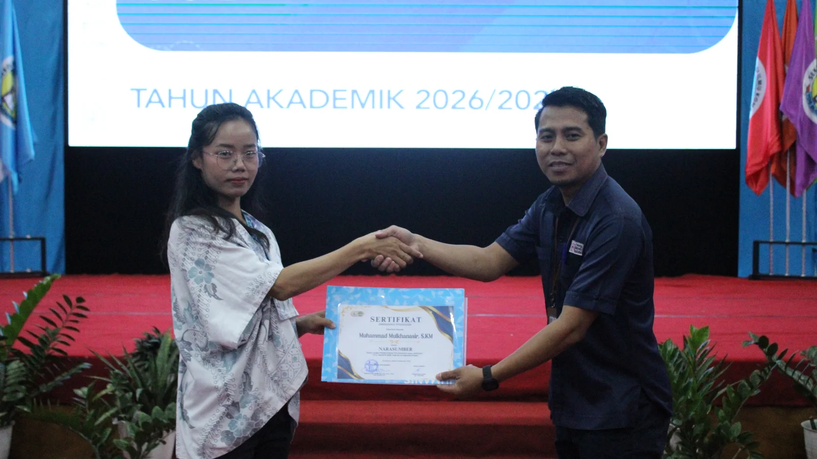 PMI Bekali Mahasiswa Baru STIKOM Yos Sudarso tentang Pergaulan Sehat dan Kesadaran Diri